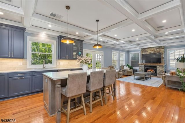 405 Ford Ave, Woodbridge Twp., NJ 08863
