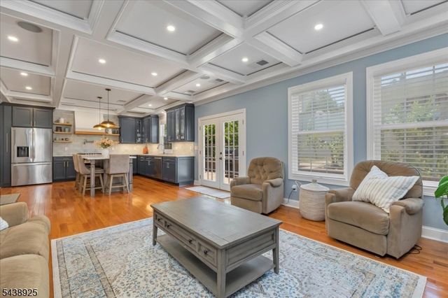 405 Ford Ave, Woodbridge Twp., NJ 08863