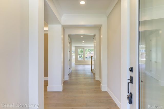 808 Irving Avenue, Royal Oak, MI 48067