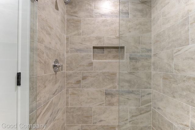 808 Irving Avenue, Royal Oak, MI 48067