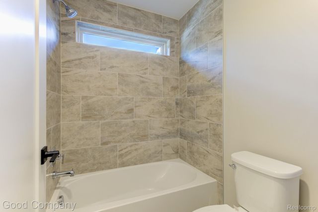 808 Irving Avenue, Royal Oak, MI 48067