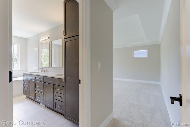 808 Irving Avenue, Royal Oak, MI 48067