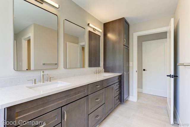 808 Irving Avenue, Royal Oak, MI 48067