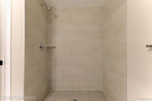 808 Irving Avenue, Royal Oak, MI 48067