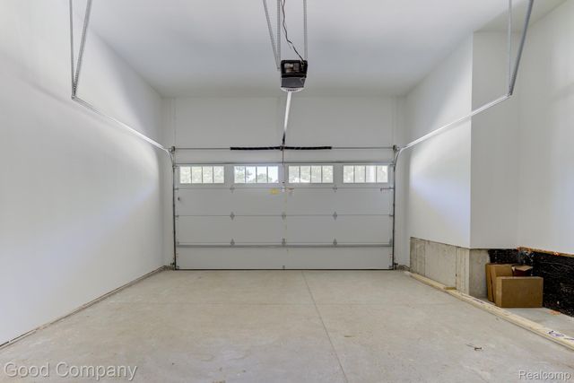 808 Irving Avenue, Royal Oak, MI 48067