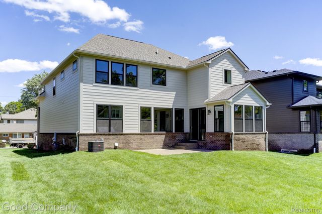 808 Irving Avenue, Royal Oak, MI 48067