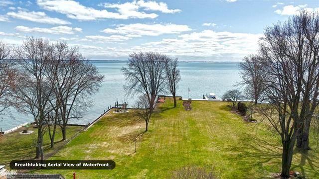 36542 Marquardt Drive, New Baltimore, MI 48047