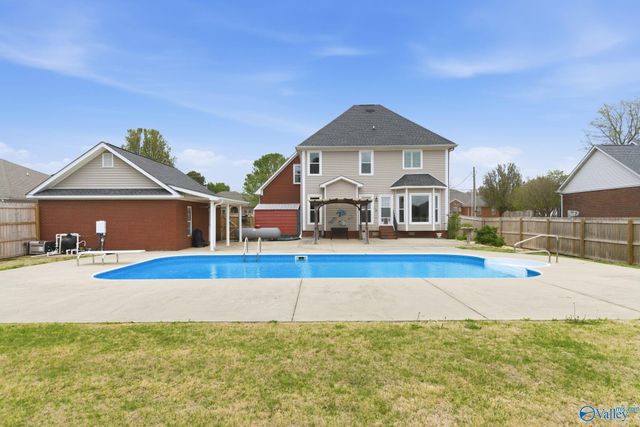 110 Fox Run Drive, Meridianville, AL 35759