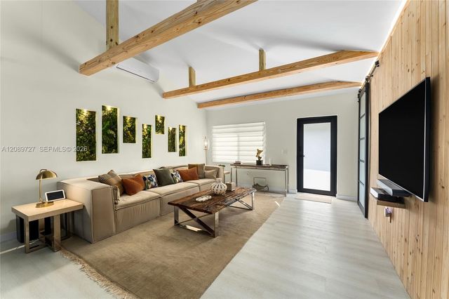 925 Stillwater Drive ., Miami Beach, FL 33141