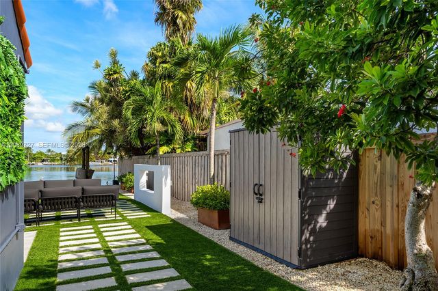 925 Stillwater Drive ., Miami Beach, FL 33141