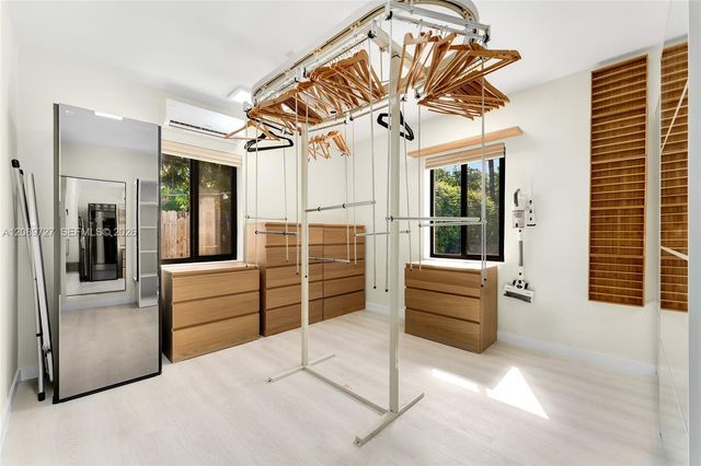 925 Stillwater Drive ., Miami Beach, FL 33141