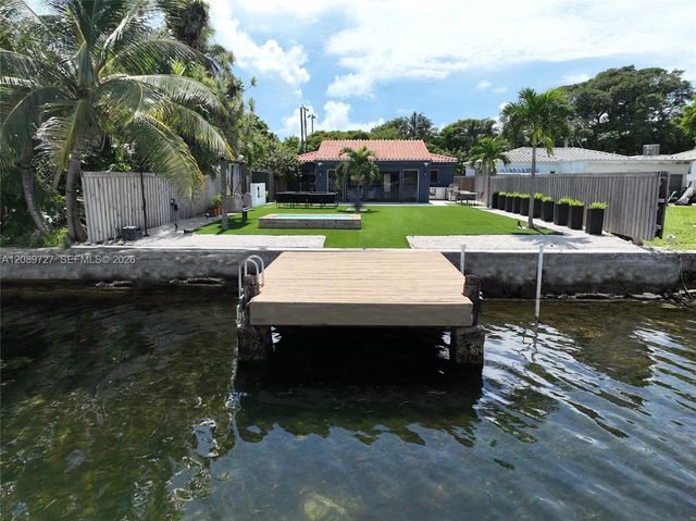 925 Stillwater Drive ., Miami Beach, FL 33141