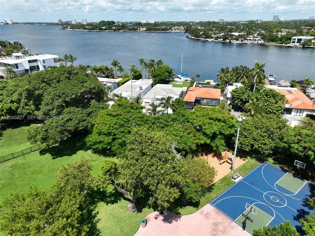 925 Stillwater Drive ., Miami Beach, FL 33141