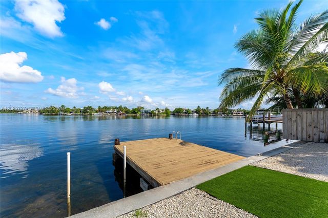 925 Stillwater Drive ., Miami Beach, FL 33141