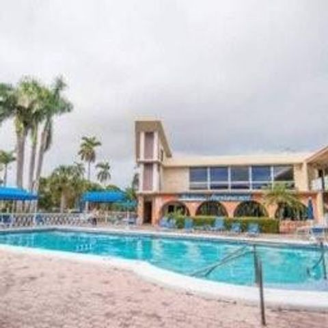 26 Diplomat Parkway, Hallandale Beach, FL 33009