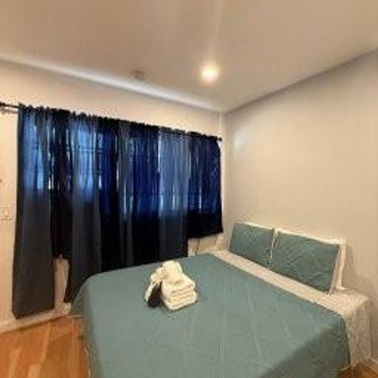 26 Diplomat Parkway, Hallandale Beach, FL 33009