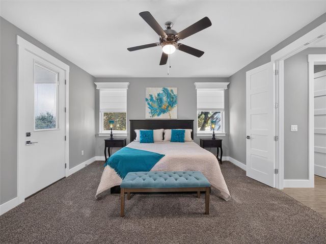 1051 Trailhead CIR, Dripping Springs, TX 78620