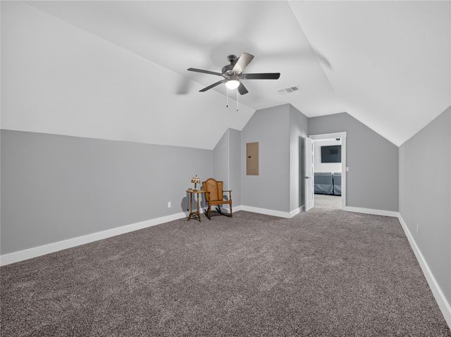 1051 Trailhead CIR, Dripping Springs, TX 78620