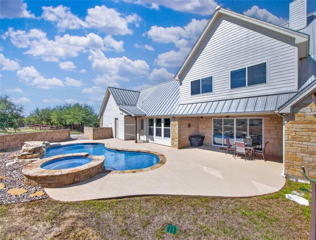 1051 Trailhead CIR, Dripping Springs, TX 78620