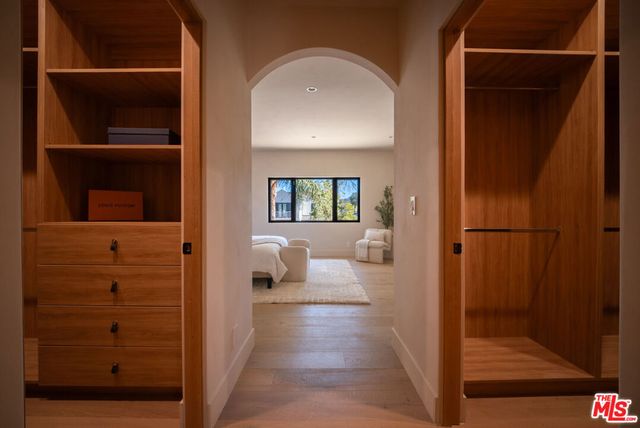 14807 Otsego Street, Sherman Oaks, CA 91403