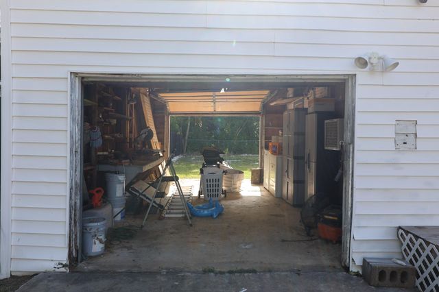 1727 Gray Street, Palacios, TX 77465