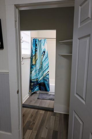 1727 Gray Street, Palacios, TX 77465