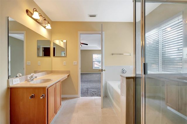 6767 WATERTON DRIVE, Riverview, FL 33578