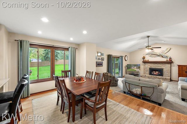 294 Miracle Drive, Troy, MI 48084