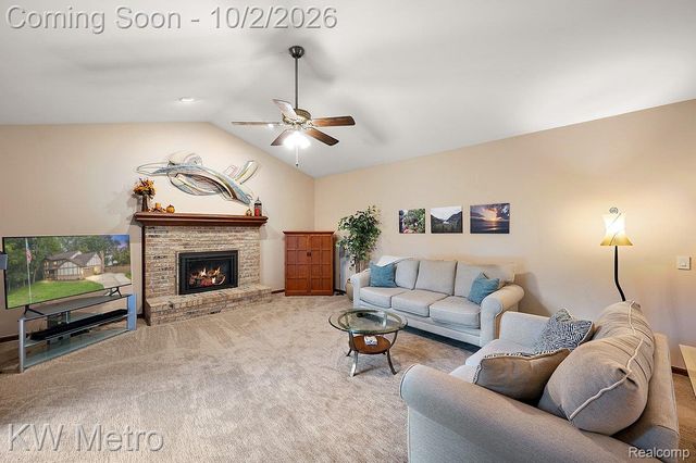 294 Miracle Drive, Troy, MI 48084