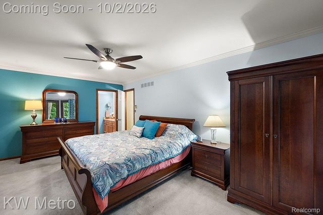 294 Miracle Drive, Troy, MI 48084