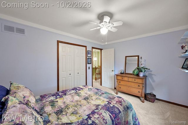 294 Miracle Drive, Troy, MI 48084