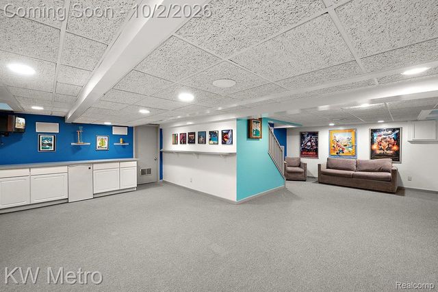 294 Miracle Drive, Troy, MI 48084