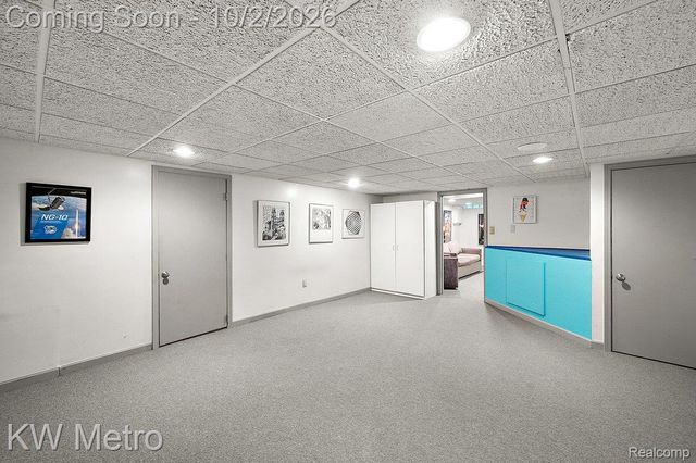 294 Miracle Drive, Troy, MI 48084