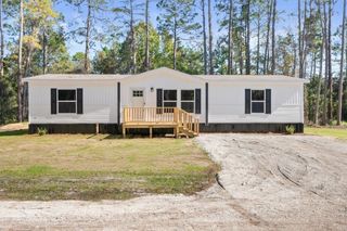 1048 Austin Place SE, Darien, GA 31305