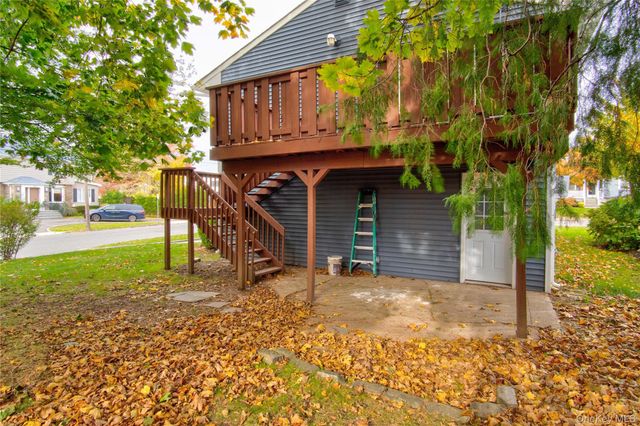 867 Bryant Street, Woodmere, NY 11598