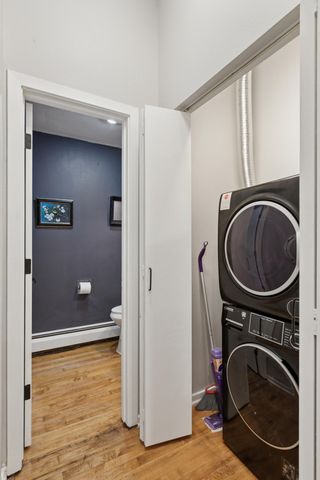 900 E River Terrace, Minneapolis, MN 55414