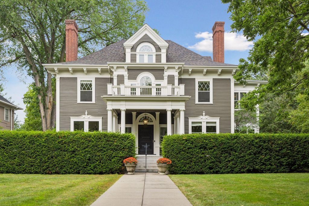 1373 Summit Avenue, Saint Paul, MN 55105 — exterior