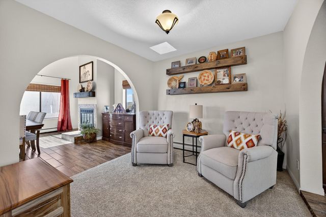 7209 Carson Trail NW, Albuquerque, NM 87120