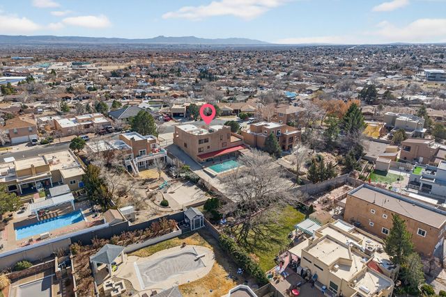 7209 Carson Trail NW, Albuquerque, NM 87120