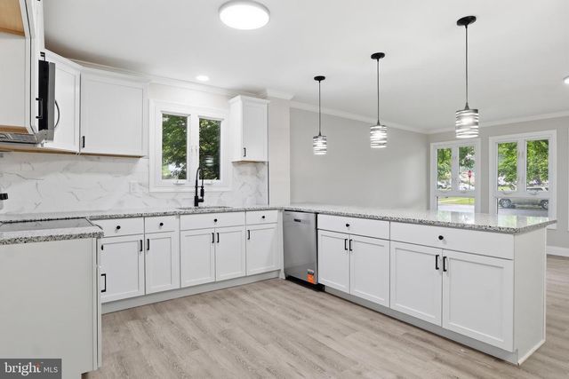 4814 DELBROOK RD, Mechanicsburg, PA 17050