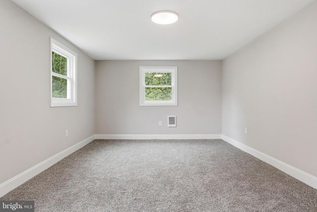 4814 DELBROOK RD, Mechanicsburg, PA 17050
