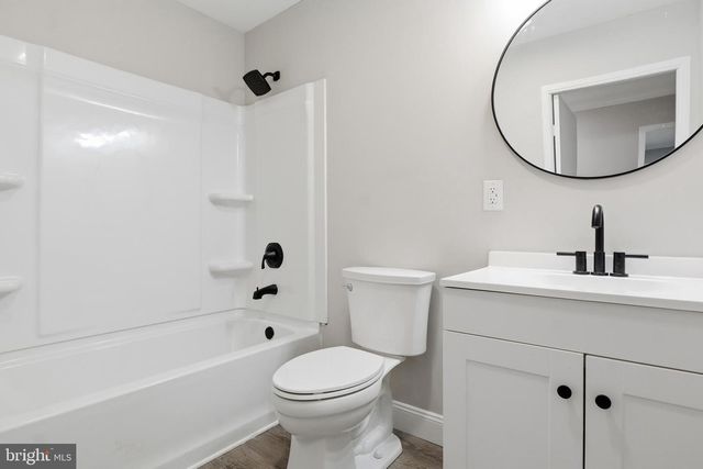 4814 DELBROOK RD, Mechanicsburg, PA 17050