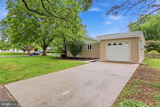 4814 DELBROOK RD, Mechanicsburg, PA 17050