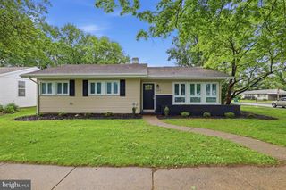 4814 DELBROOK RD, Mechanicsburg, PA 17050
