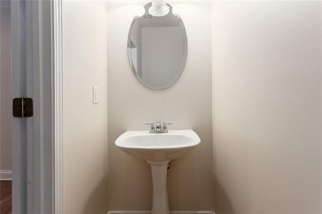 5231 Wellsley Bend, Alpharetta, GA 30005