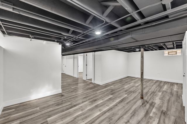 7746 S Kolmar Avenue, Chicago, IL 60652