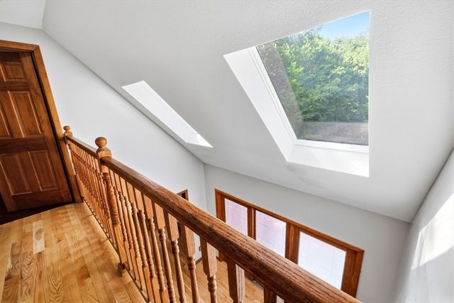 705 General Knox Rd, Russell, MA 01071
