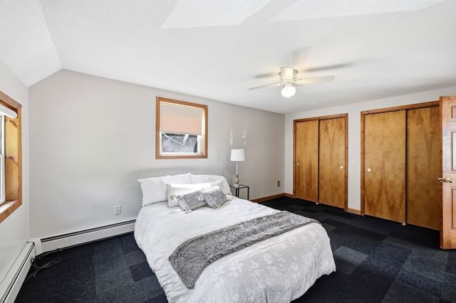 705 General Knox Rd, Russell, MA 01071