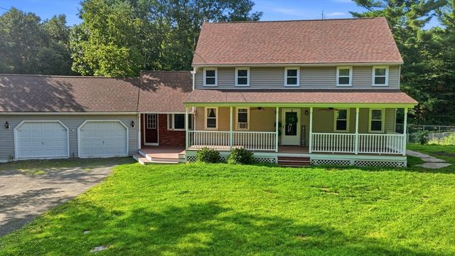 705 General Knox Rd, Russell, MA 01071