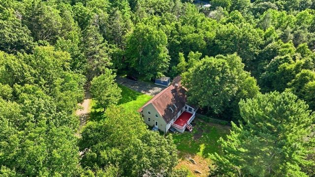 705 General Knox Rd, Russell, MA 01071